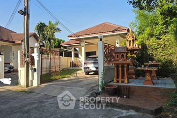 3 Bedroom House for sale in Na Kluea, Chonburi