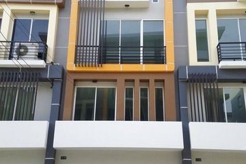 2 Bedroom Townhouse for sale in RK Biz Center Motorway - Airportlink, Khlong Song Ton Nun, Bangkok