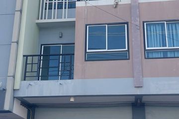 3 Bedroom Townhouse for sale in Huai Kapi, Chonburi