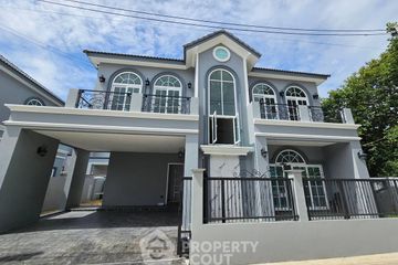 3 Bedroom Villa for sale in Surasak, Chonburi