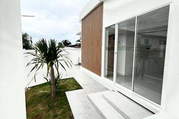 3 Bedroom Townhouse for sale in Nong Prue, Chonburi