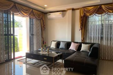 3 Bedroom House for sale in Na Kluea, Chonburi
