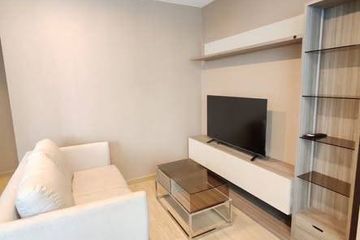 2 Bedroom Condo for sale in Wat Phraya Krai, Bangkok