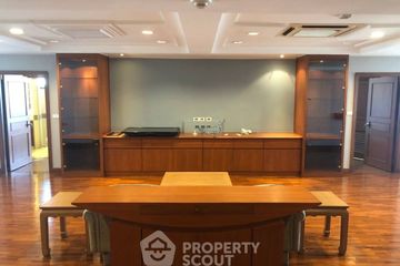 3 Bedroom Condo for rent in Sukhumvit Park, Khlong Toei, Bangkok near BTS Nana