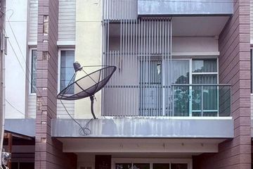 3 Bedroom Townhouse for sale in Town Avenue Srinagarindra, Suan Luang, Bangkok near MRT Si Nut
