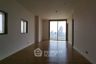 1 Bedroom Condo for sale in Magnolias Waterfront Residences, Khlong Ton Sai, Bangkok near BTS Saphan Taksin
