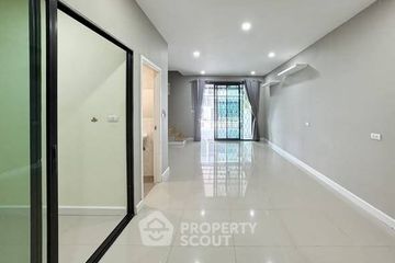 4 Bedroom House for sale in Smart Condo Watcharapol, Tha Raeng, Bangkok