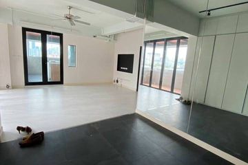2 Bedroom Condo for sale in Sun Palace Condominium, Bang Kapi, Bangkok near MRT Thailand Cultural Centre