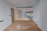 1 Bedroom Condo for sale in Magnolias Waterfront Residences, Khlong Ton Sai, Bangkok near BTS Saphan Taksin