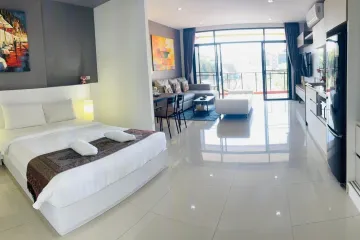 Condo for sale in Nai Harn Beach&lrm; Condominium, Rawai, Phuket