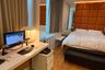 2 Bedroom Condo for sale in Huai Khwang, Bangkok