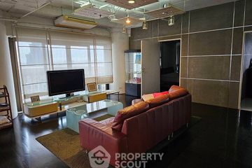 2 Bedroom Condo for sale in Silom, Bangkok near BTS Saphan Taksin
