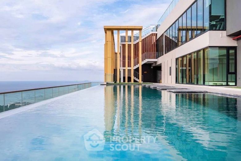 3 Bedroom Condo