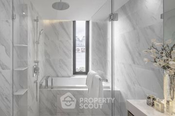 2 Bedroom Condo for sale in MUNIQ Sukhumvit 23, Khlong Toei Nuea, Bangkok near MRT Sukhumvit