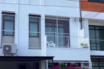 4 Bedroom Townhouse for sale in Nong Prue, Chonburi