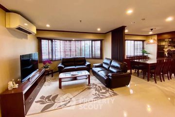 3 Bedroom Condo for sale in Baan Suanpetch, Khlong Tan Nuea, Bangkok near BTS Phrom Phong