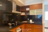 3 Bedroom Apartment for rent in Royal Residence Park, Lumpini, Bangkok near BTS Ratchadamri