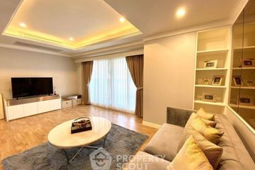 2 Bedroom Condo for sale in Silom, Bangkok near BTS Saphan Taksin