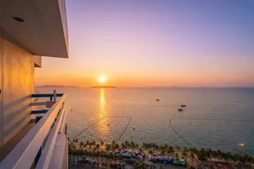 2 Bedroom Condo for sale in Jomtien Plaza Condotel, Nong Prue, Chonburi