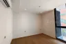 2 Bedroom Condo for sale in Via 34, Khlong Tan, Bangkok near BTS Thong Lo