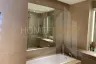 1 Bedroom Condo for rent in Khlong Ton Sai, Bangkok near BTS Charoen Nakhon
