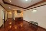 3 Bedroom Condo for rent in Khlong Toei Nuea, Bangkok near MRT Sukhumvit