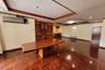 3 Bedroom Condo for rent in Khlong Toei Nuea, Bangkok near MRT Sukhumvit