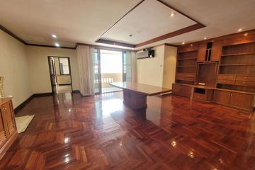 3 Bedroom Condo for rent in Khlong Toei Nuea, Bangkok near MRT Sukhumvit