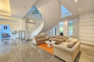 4 Bedroom Condo for rent in Khlong Tan Nuea, Bangkok near BTS Phrom Phong