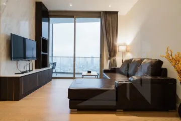 2 Bedroom Condo for rent in Khlong Ton Sai, Bangkok near BTS Charoen Nakhon