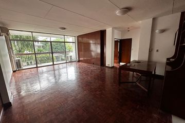 2 Bedroom Condo for rent in Khlong Toei Nuea, Bangkok near MRT Sukhumvit