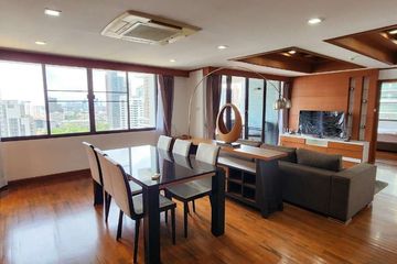 3 Bedroom Condo for rent in Acadamia Grand Tower, Khlong Tan Nuea, Bangkok near BTS Phrom Phong