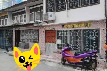 2 Bedroom House for rent in Din Daeng, Bangkok near MRT Phra Ram 9