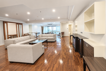 3 Bedroom Condo for rent in Khlong Tan Nuea, Bangkok near BTS Thong Lo