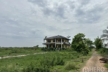 Land for sale in Yothaka, Chachoengsao