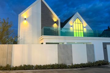 3 Bedroom Villa for sale in Larelana Villa, Huai Yai, Chonburi