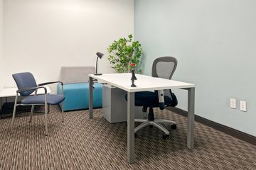 Office for rent in Lumpini, Bangkok near BTS Ploen Chit