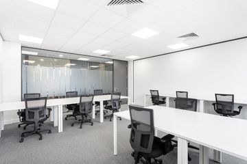 Office for rent in Lumpini, Bangkok near BTS Ploen Chit
