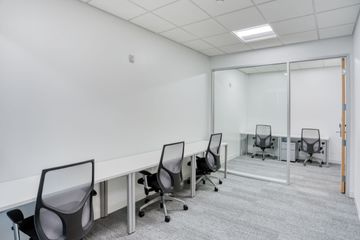 Office for rent in Chatuchak, Bangkok near MRT Phaholyothin 24