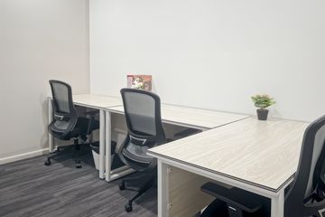 Office for rent in Na Kluea, Chonburi