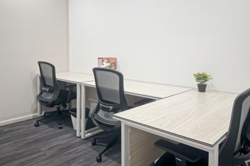 Office for rent in Na Kluea, Chonburi