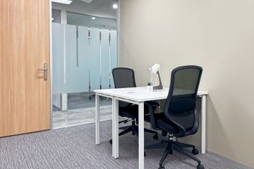 Office for rent in Surasak, Chonburi