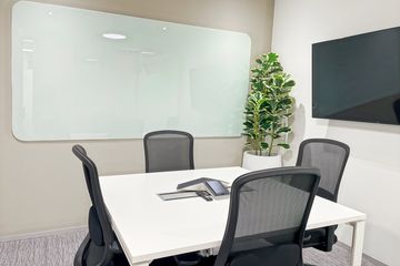 Office for rent in Surasak, Chonburi