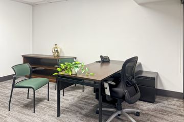 Office for rent in Bang Phong Pang, Bangkok
