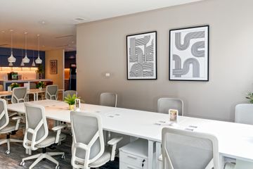 Office for rent in Thung Maha Mek, Bangkok near MRT Lumpini