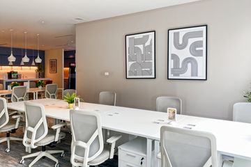Office for rent in Thung Maha Mek, Bangkok near MRT Lumpini