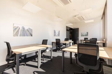 Office for rent in Khlong Toei Nuea, Bangkok near MRT Phetchaburi
