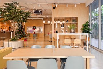 Office for rent in Thung Phaya Thai, Bangkok near MRT Ratchathewi