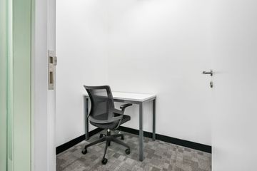 Office for rent in Tha Pradu, Rayong
