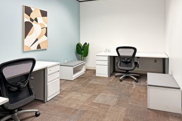 Office for rent in Bang Kapi, Bangkok near MRT Pradit Manutham